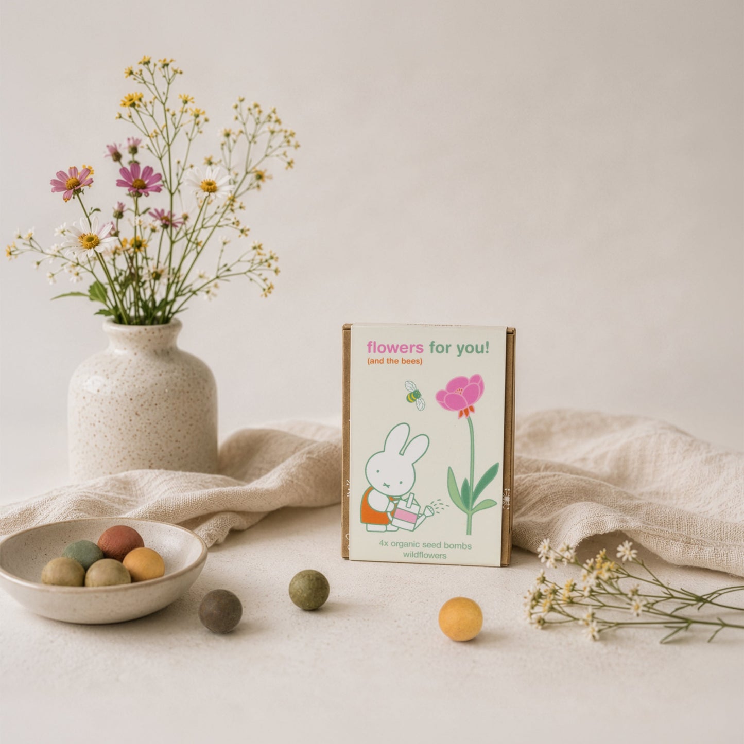 Coffret cadeau Miffy Mini avec 4 bombes de graines - Flowers For You